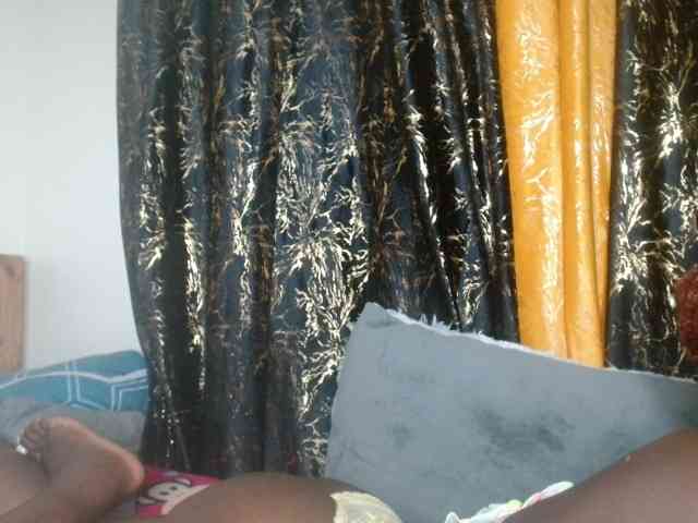 Sexxy-pretty24 webcam