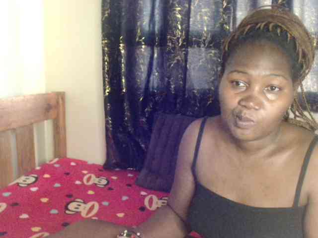 Sexxy-pretty24 webcam