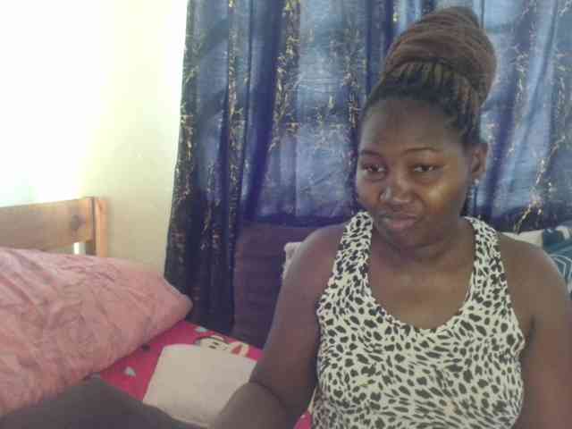 Sexxy-pretty24 webcam