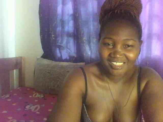 Sexxy-pretty24 webcam