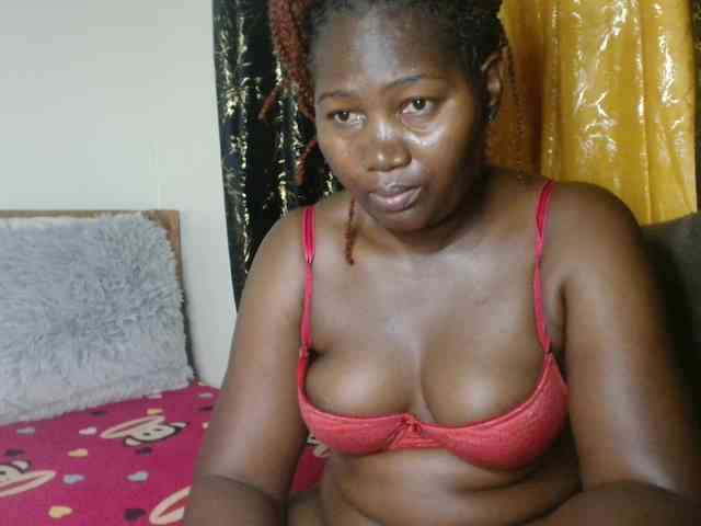 Sexxy-pretty24 webcam