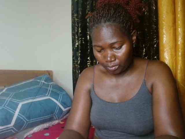 Sexxy-pretty24 webcam