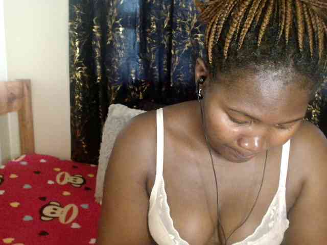 Sexxy-pretty24 webcam