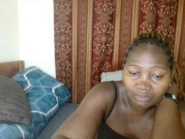 Sexxy-pretty24 webcam