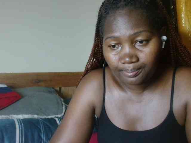 Sexxy-pretty24 webcam