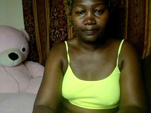 Sexxy-pretty24 webcam