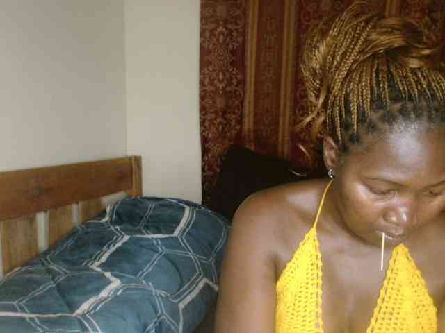 Sexxy-pretty24 webcam
