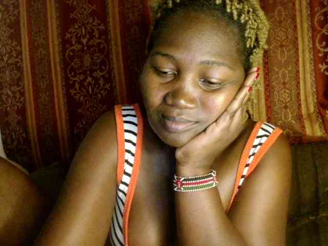 Sexxy-pretty24 webcam