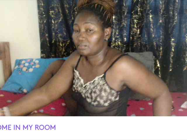 Sexxy-pretty24 webcam