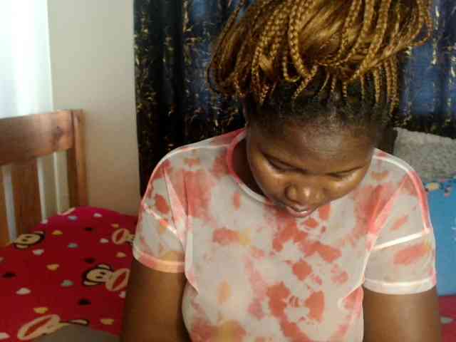 Sexxy-pretty24 webcam