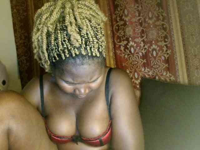 Sexxy-pretty24 webcam
