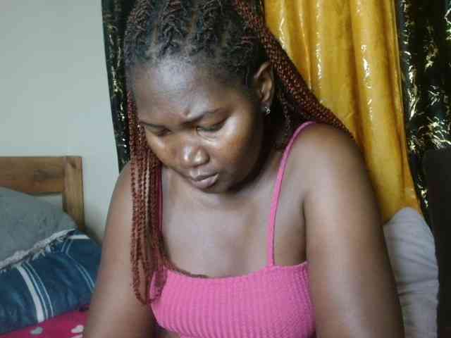 Sexxy-pretty24 webcam