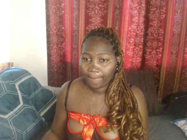 Sexxy-pretty24 webcam
