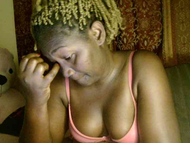 Sexxy-pretty24 webcam