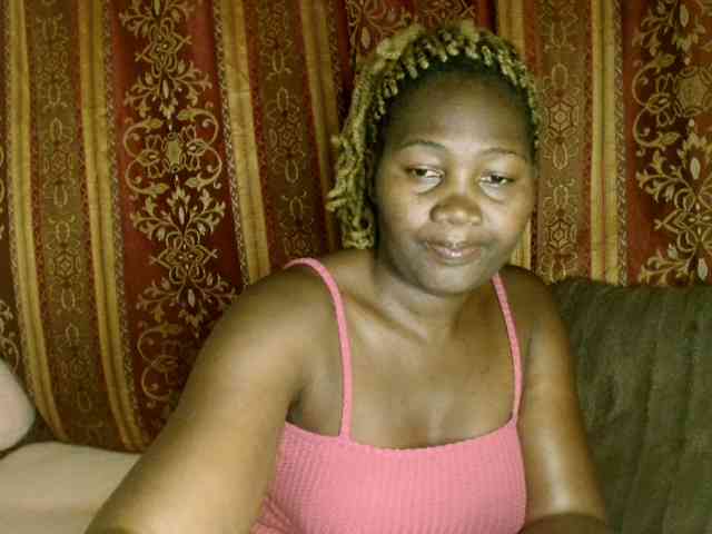 Sexxy-pretty24 webcam
