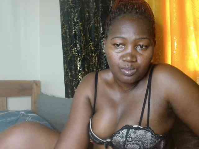 Sexxy-pretty24 webcam