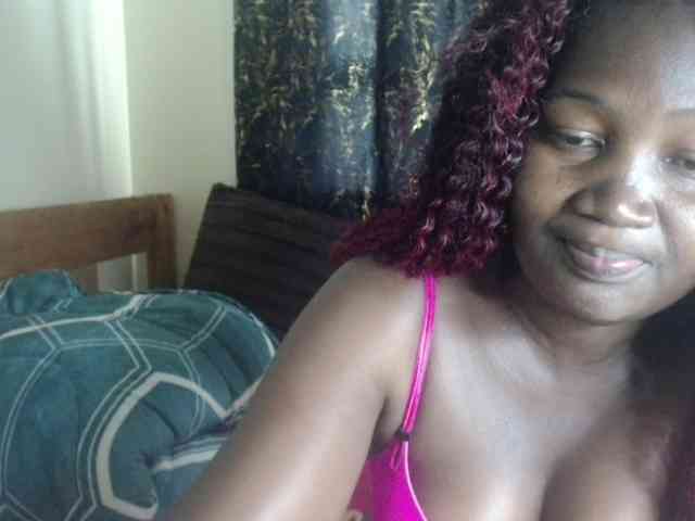 Sexxy-pretty24 webcam