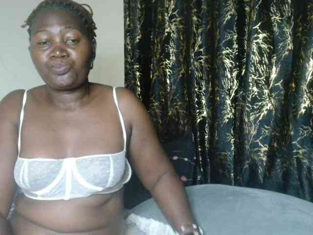 Sexxy-pretty24 webcam