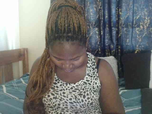 Sexxy-pretty24 webcam