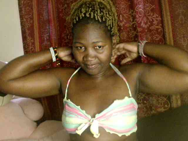 Sexxy-pretty24 webcam