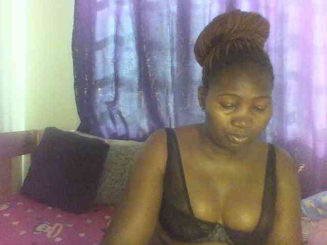 Sexxy-pretty24 webcam