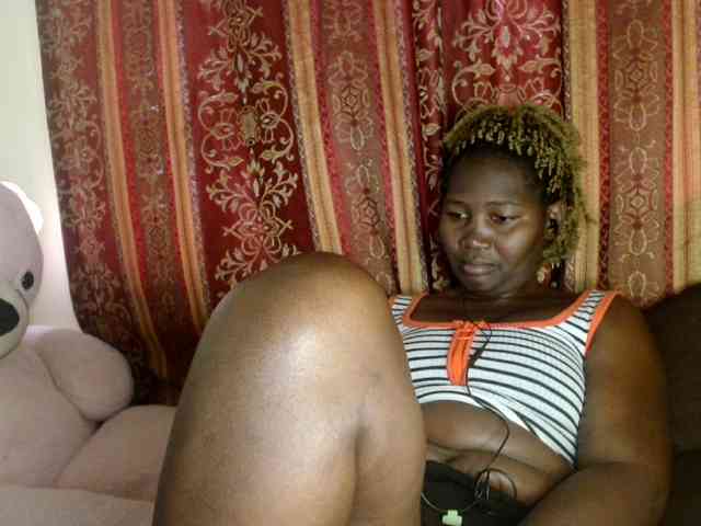 Sexxy-pretty24 webcam