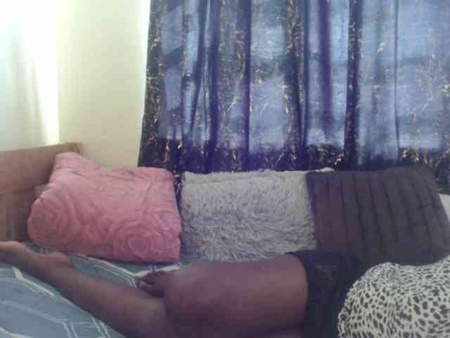 Sexxy-pretty24 webcam