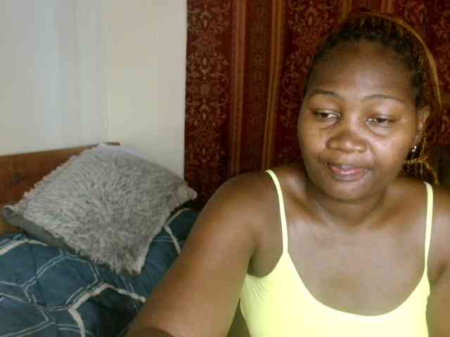 Sexxy-pretty24 webcam