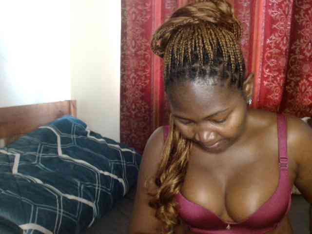 Sexxy-pretty24 webcam