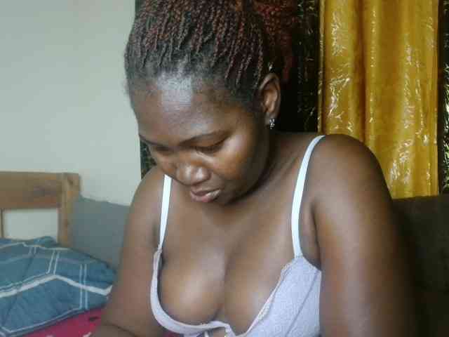 Sexxy-pretty24 webcam