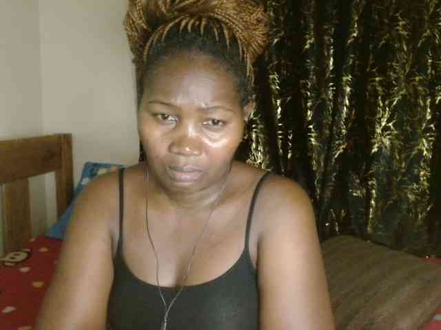 Sexxy-pretty24 webcam