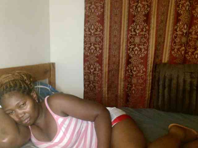 Sexxy-pretty24 webcam