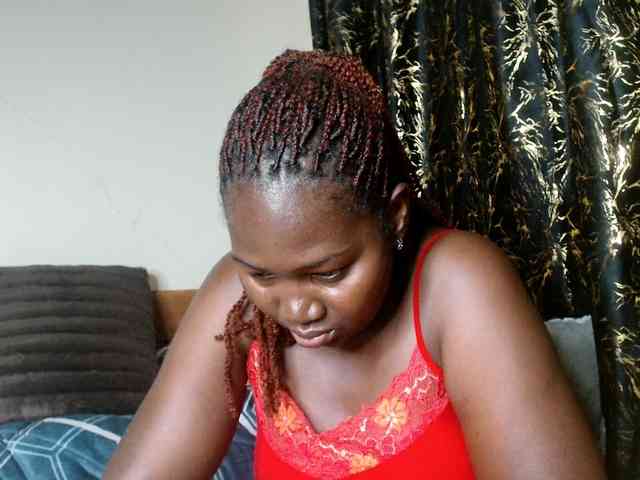 Sexxy-pretty24 webcam