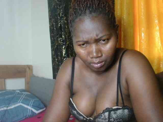 Sexxy-pretty24 webcam