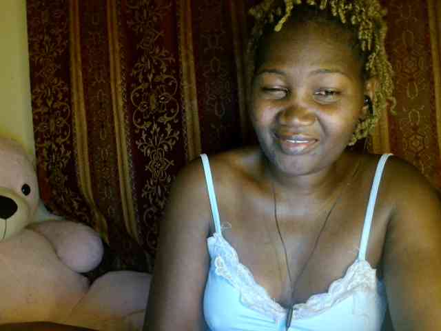 Sexxy-pretty24 webcam