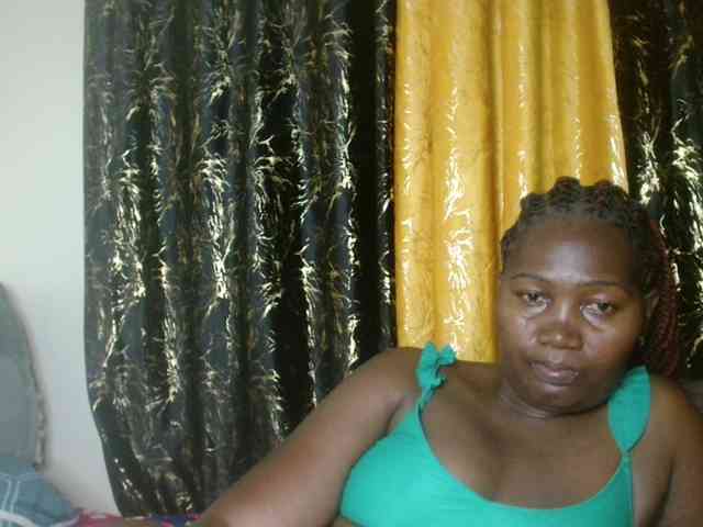 Sexxy-pretty24 webcam