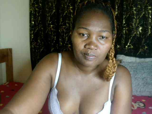 Sexxy-pretty24 webcam