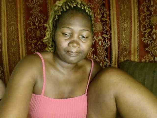 Sexxy-pretty24 webcam