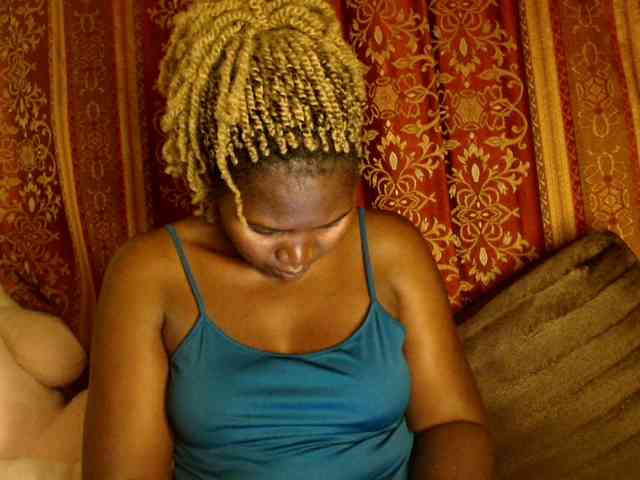 Sexxy-pretty24 webcam