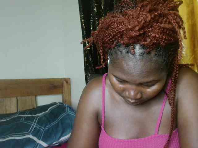 Sexxy-pretty24 webcam