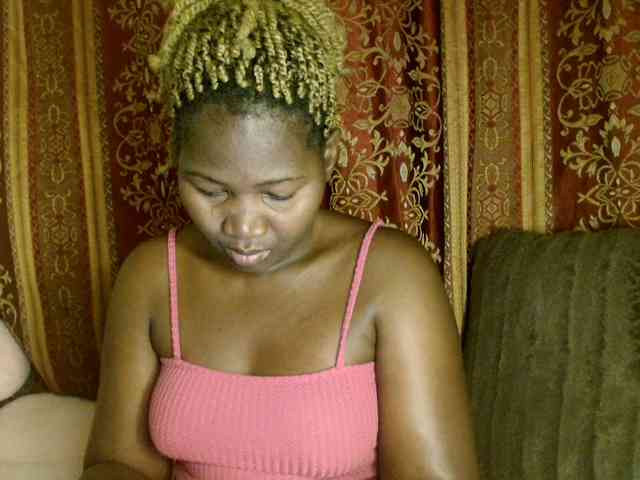 Sexxy-pretty24 webcam