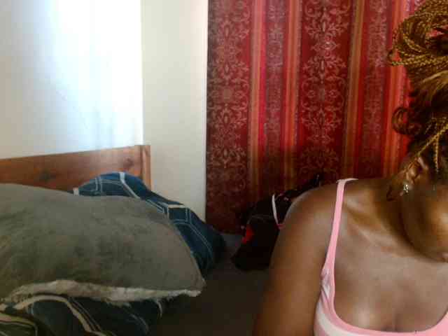 Sexxy-pretty24 webcam