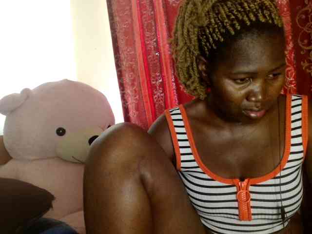 Sexxy-pretty24 webcam
