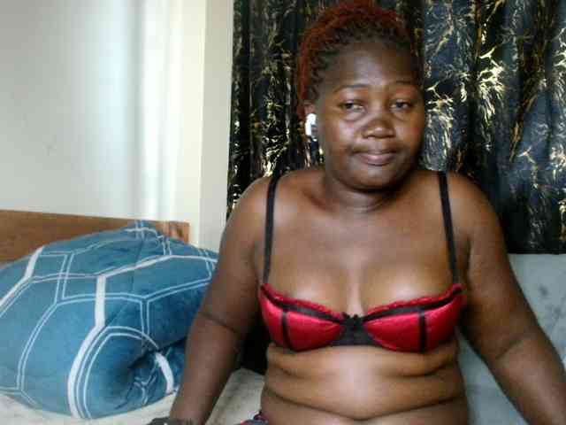 Sexxy-pretty24 webcam