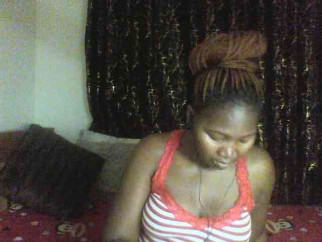 Sexxy-pretty24 webcam