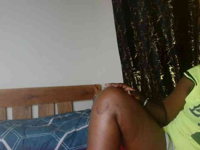 Sexxy-pretty24 webcam