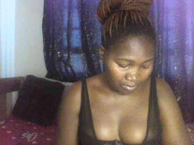 Sexxy-pretty24 webcam