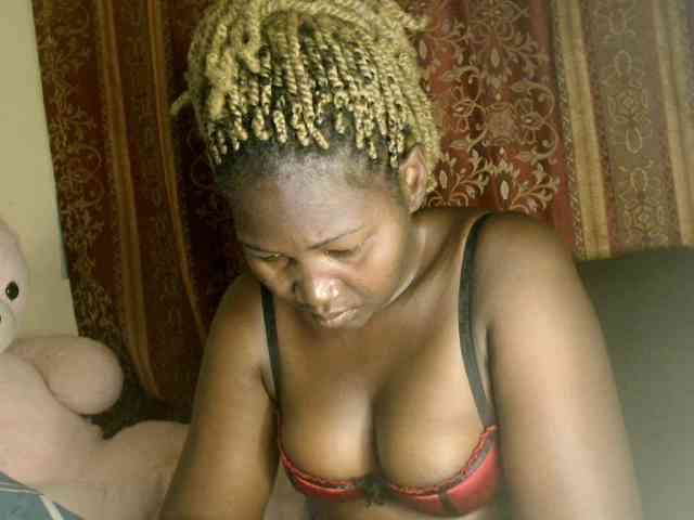 Sexxy-pretty24 webcam