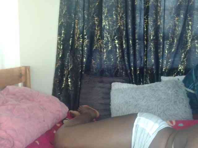 Sexxy-pretty24 webcam