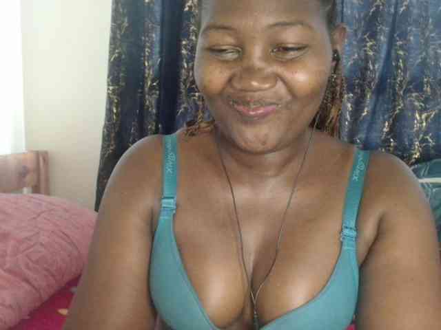 Sexxy-pretty24 webcam